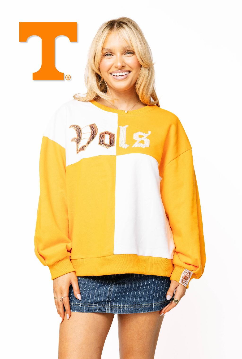 Licensed Sample - Tennessee Medieval Font Checker Sweatshirt