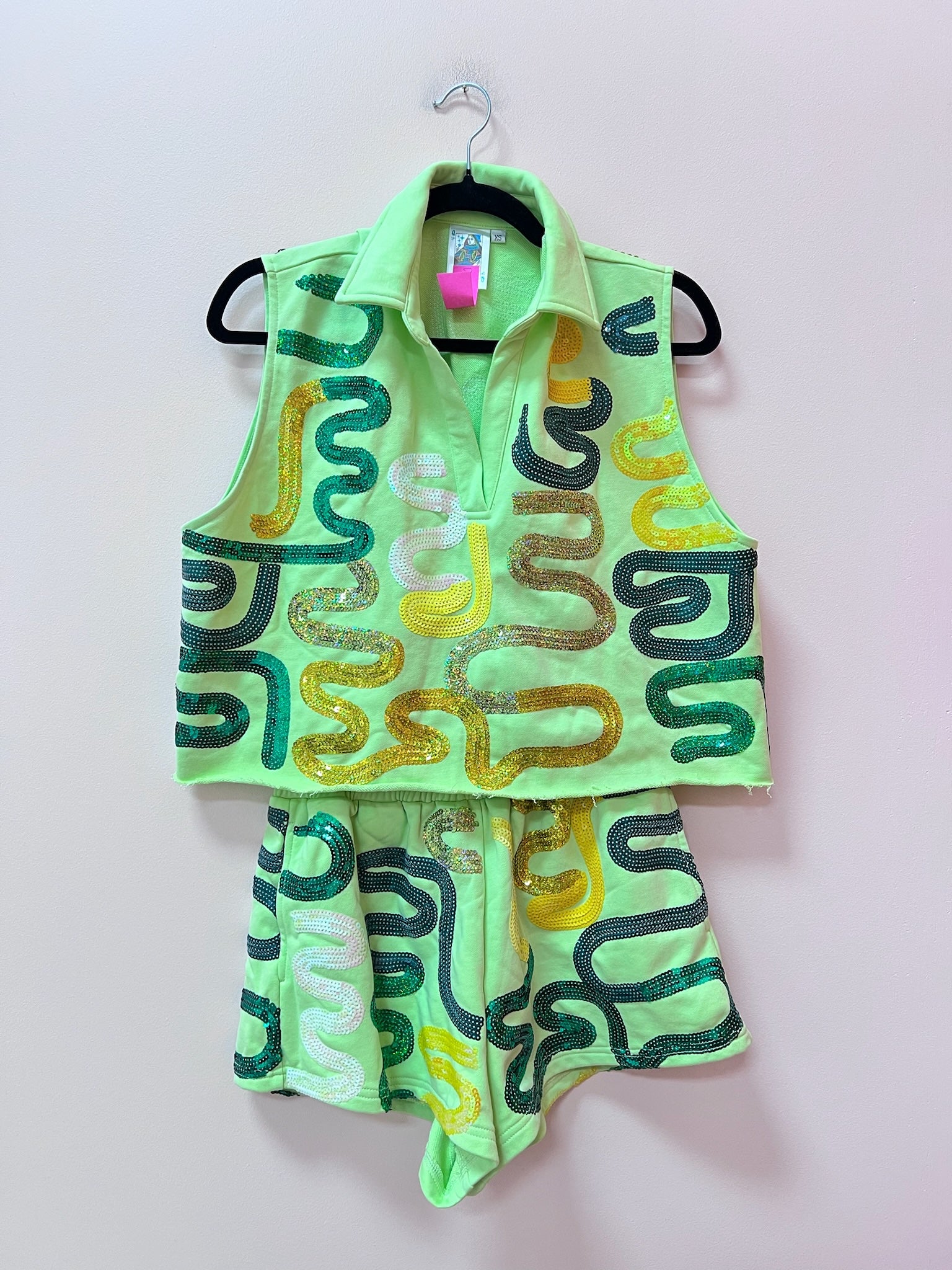 SAMPLE- LIGHT GREEN, GREEN & YELLOW SQUIGGLE TOP/SHORT SET