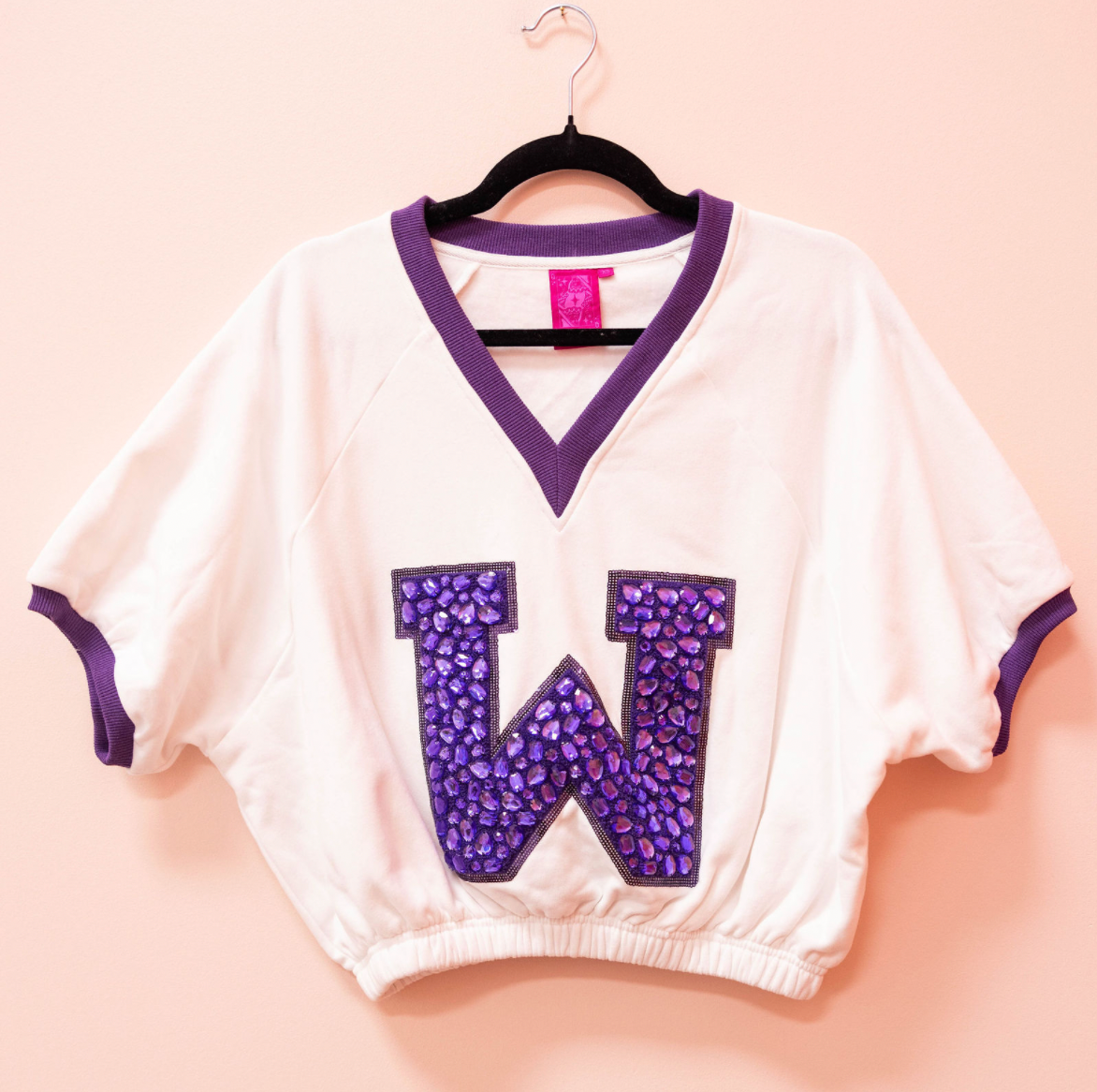 SAMPLE- WHITE & PURPLE JEWEL 'W' BUBBLE V NECK TOP