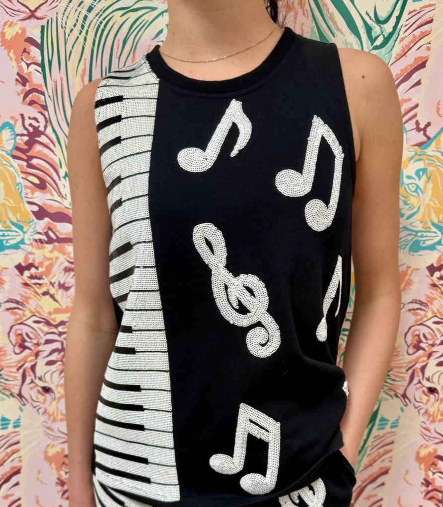 SAMPLE- BLACK & WHITE PAINO AND MUSIC NOTE TANK