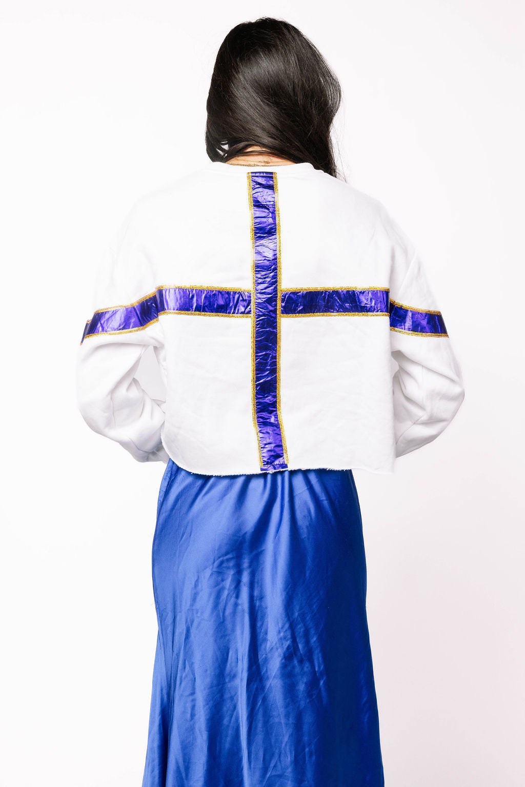 SAMPLE- White and Royal Blule Metallic Bow Sweatshirt