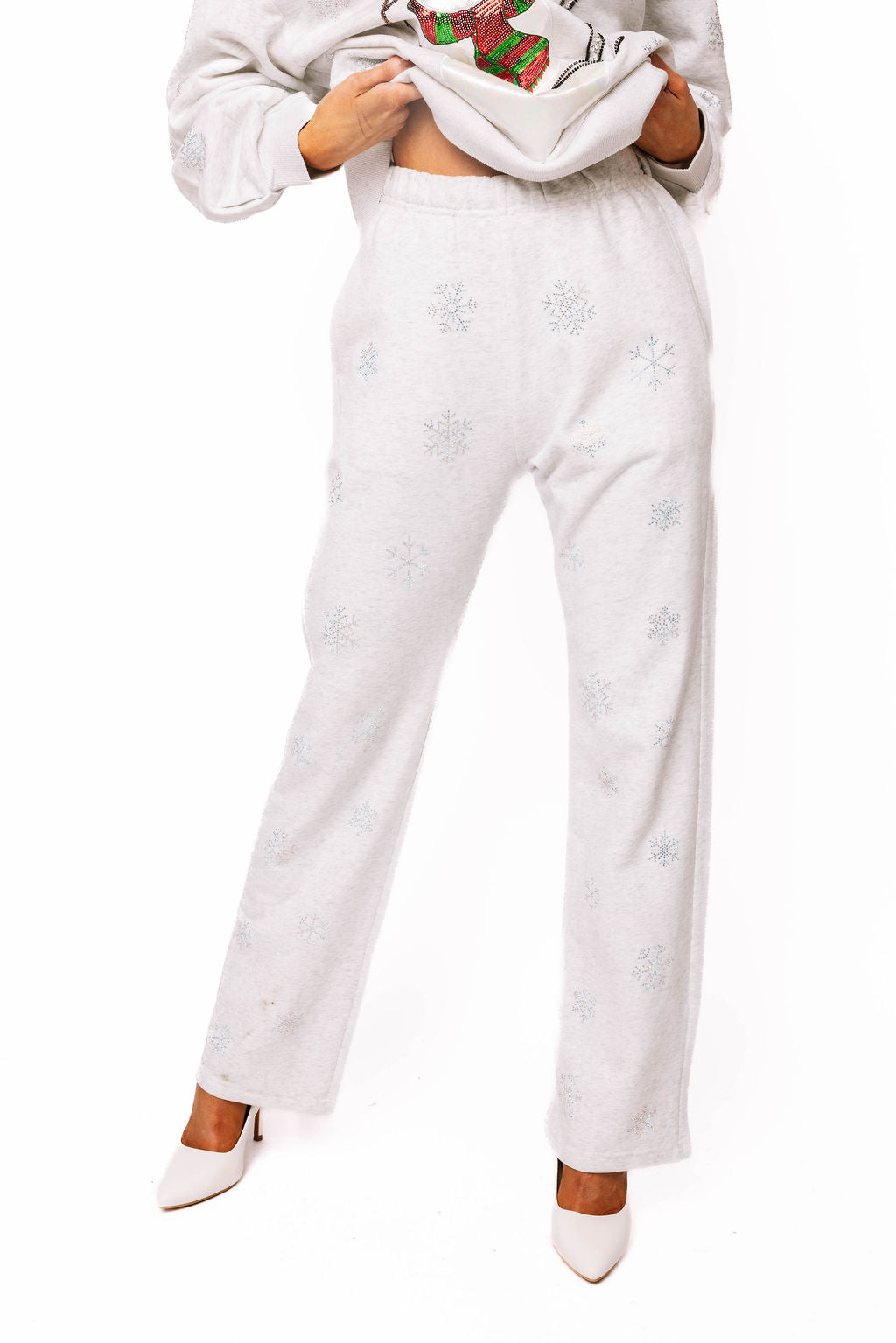 Grey Scattered Snowflake Sweat Pant