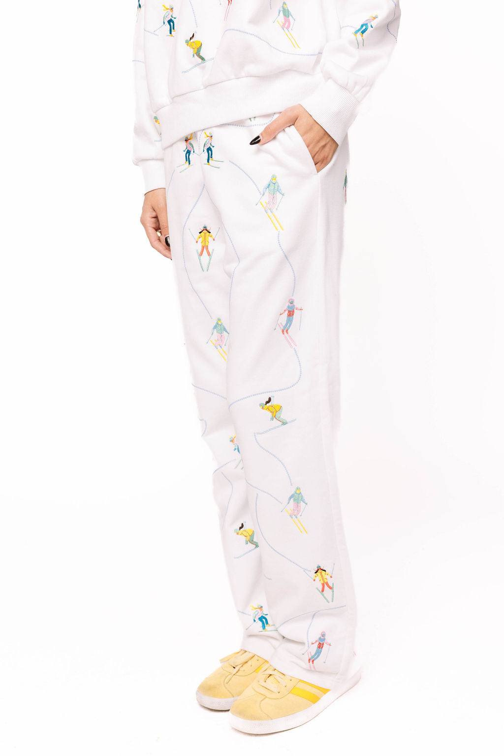 White Multi Skier Snow Path Sweatpant